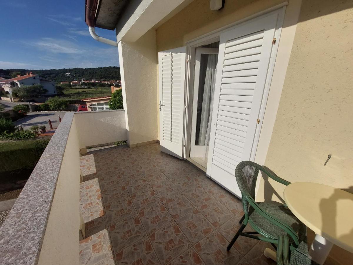Rooms Marto Раб Екстериор снимка